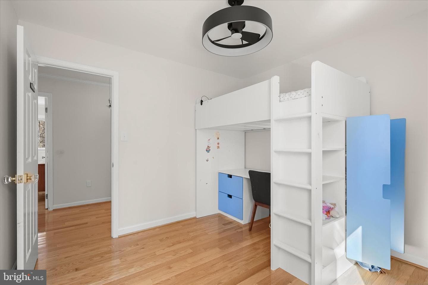 320 Barker Lane photo 32