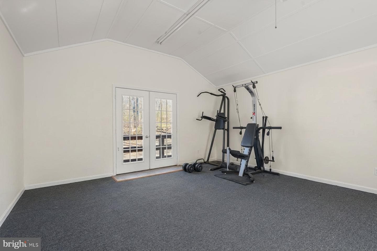 320 Barker Lane photo 39