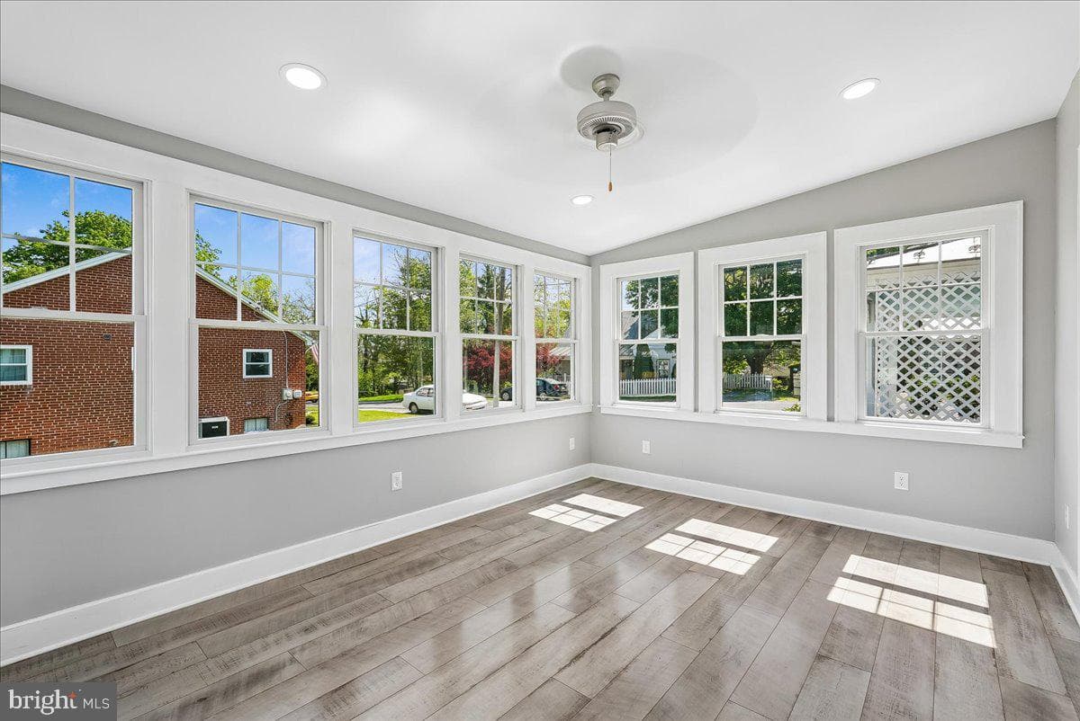 209 Rice Street photo 21