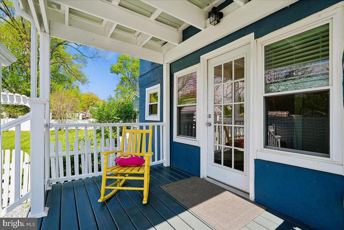 209 Rice Street photo 26