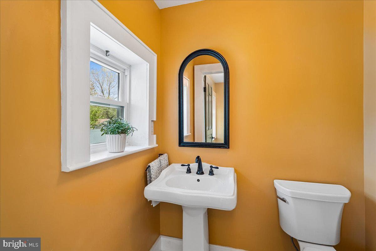 209 Rice Street photo 27