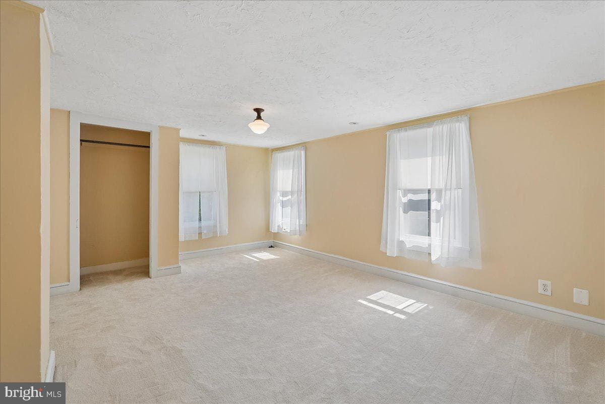 209 Rice Street photo 39