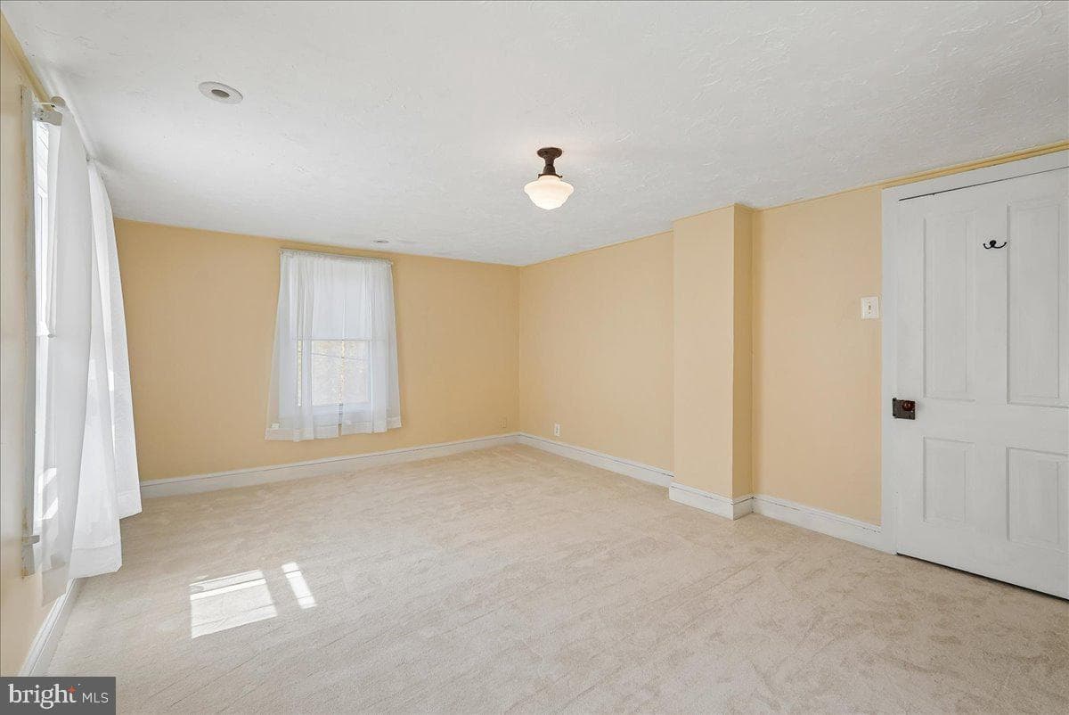 209 Rice Street photo 41