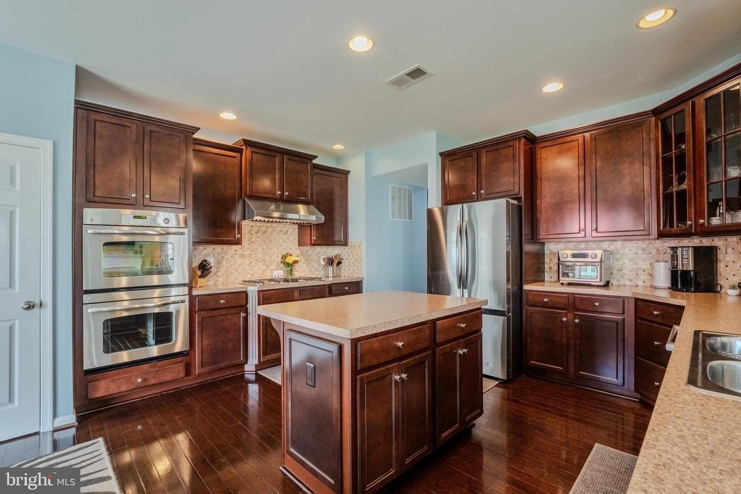 231 Bradford Drive photo 10