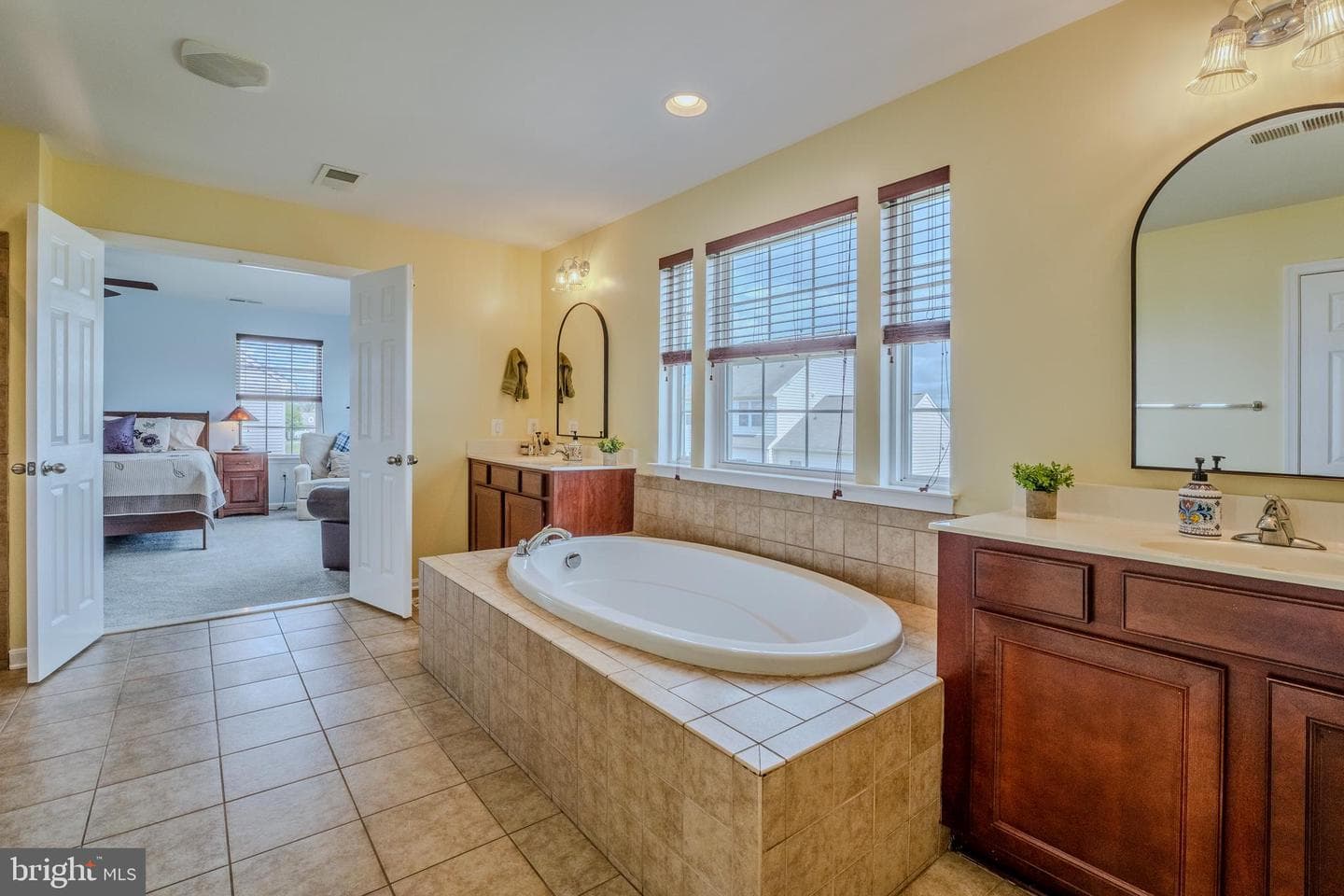 231 Bradford Drive photo 23