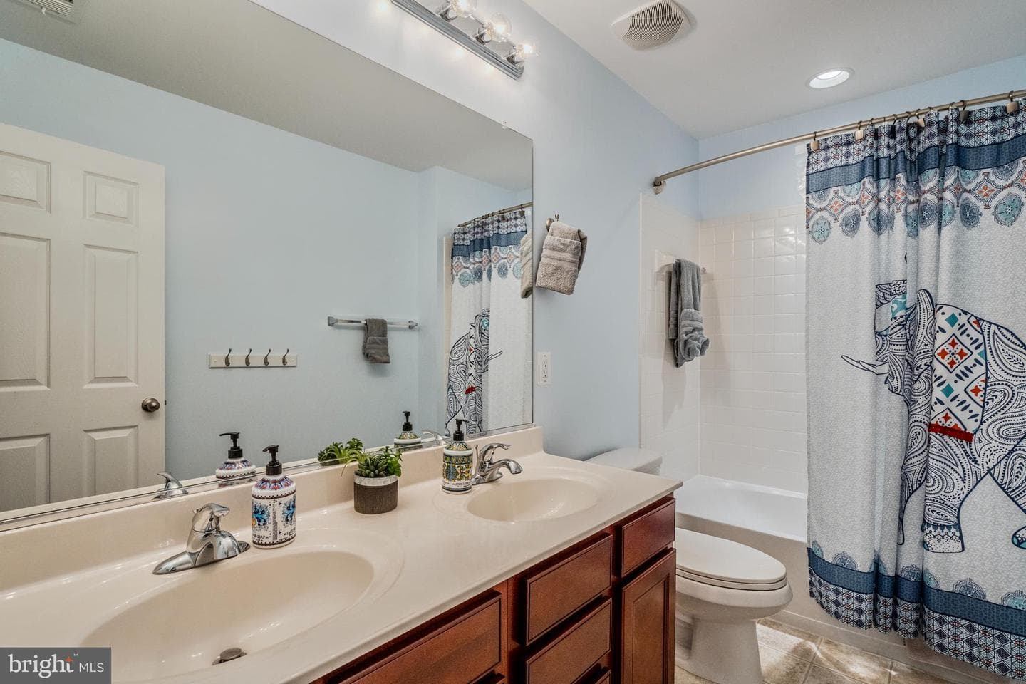 231 Bradford Drive photo 29