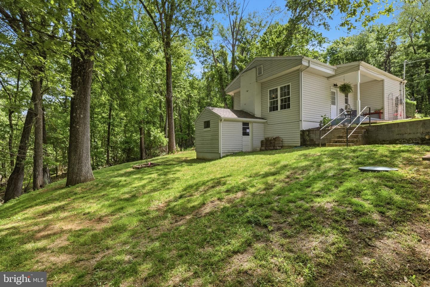 350 Evergreen Lane photo 24