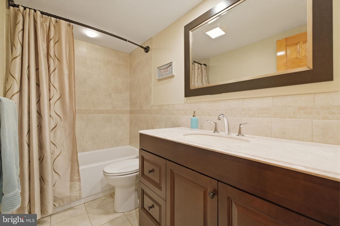 1527 Shenandoah River Lane photo 21