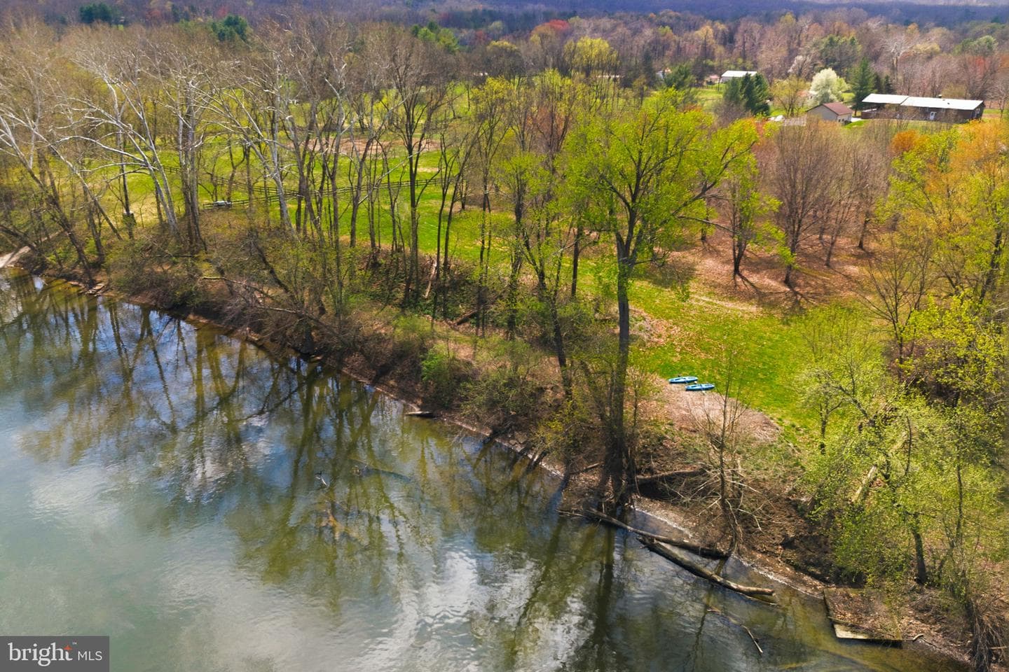 1527 Shenandoah River Lane photo 5