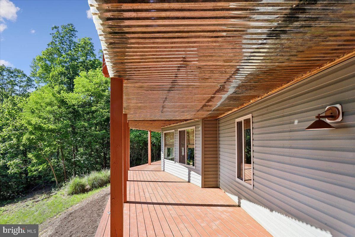 250 Lafayette Lane photo 36