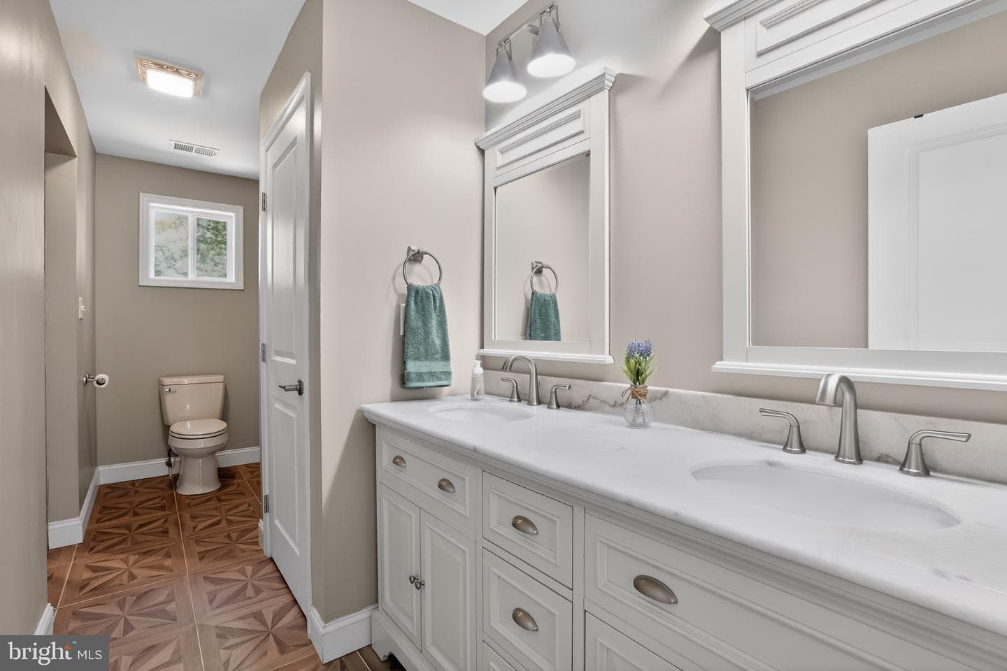 77 Balsam Lane photo 31