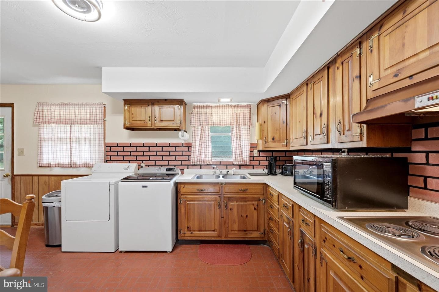 12394 Lord Fairfax Highway photo 16