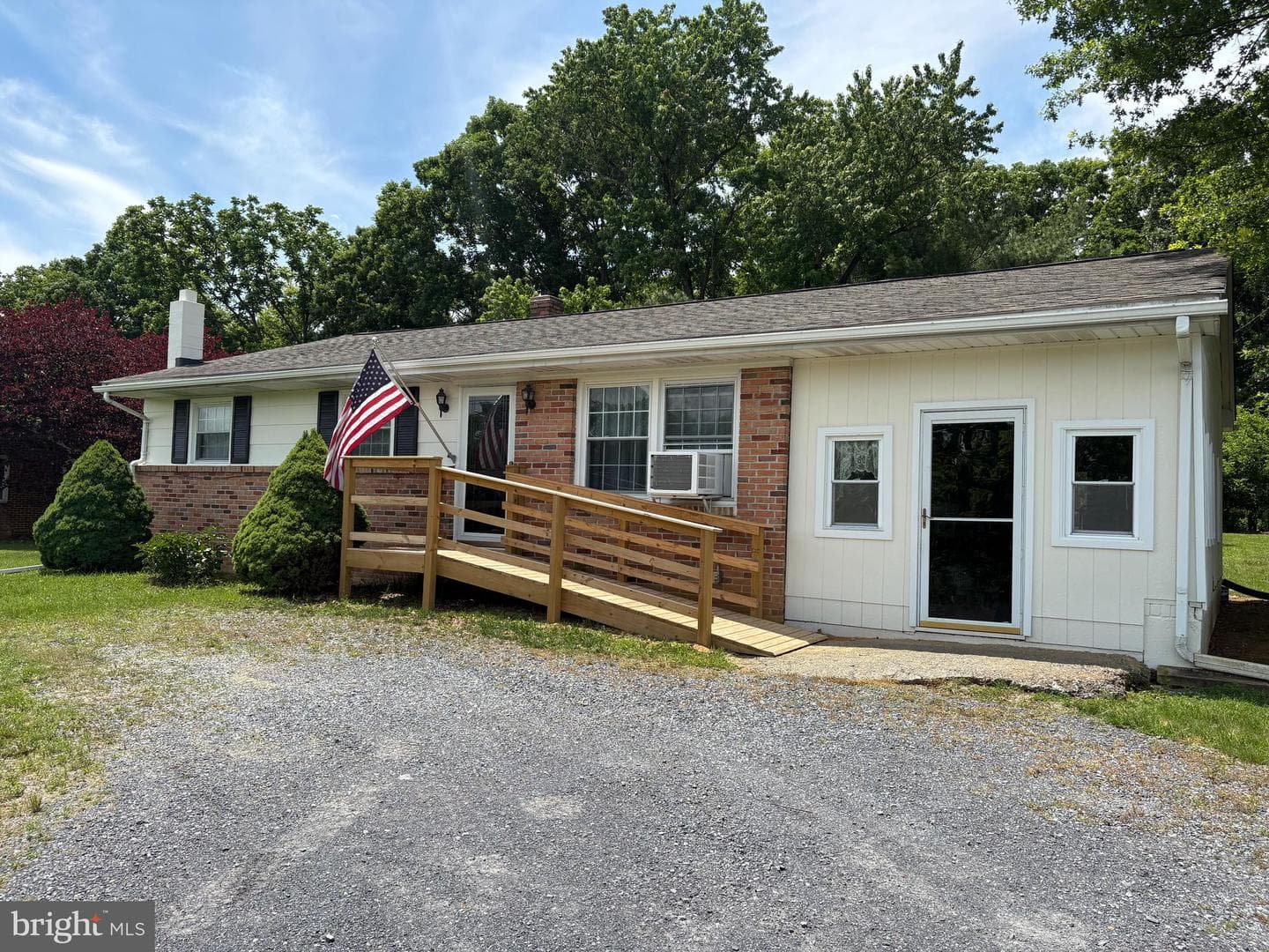 12394 Lord Fairfax Highway photo 3