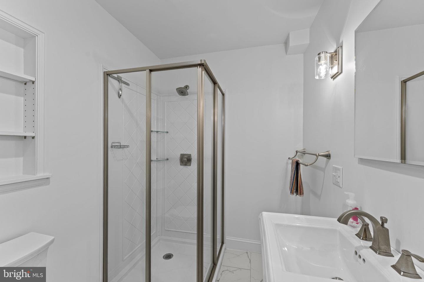 216 Walnut Street photo 12