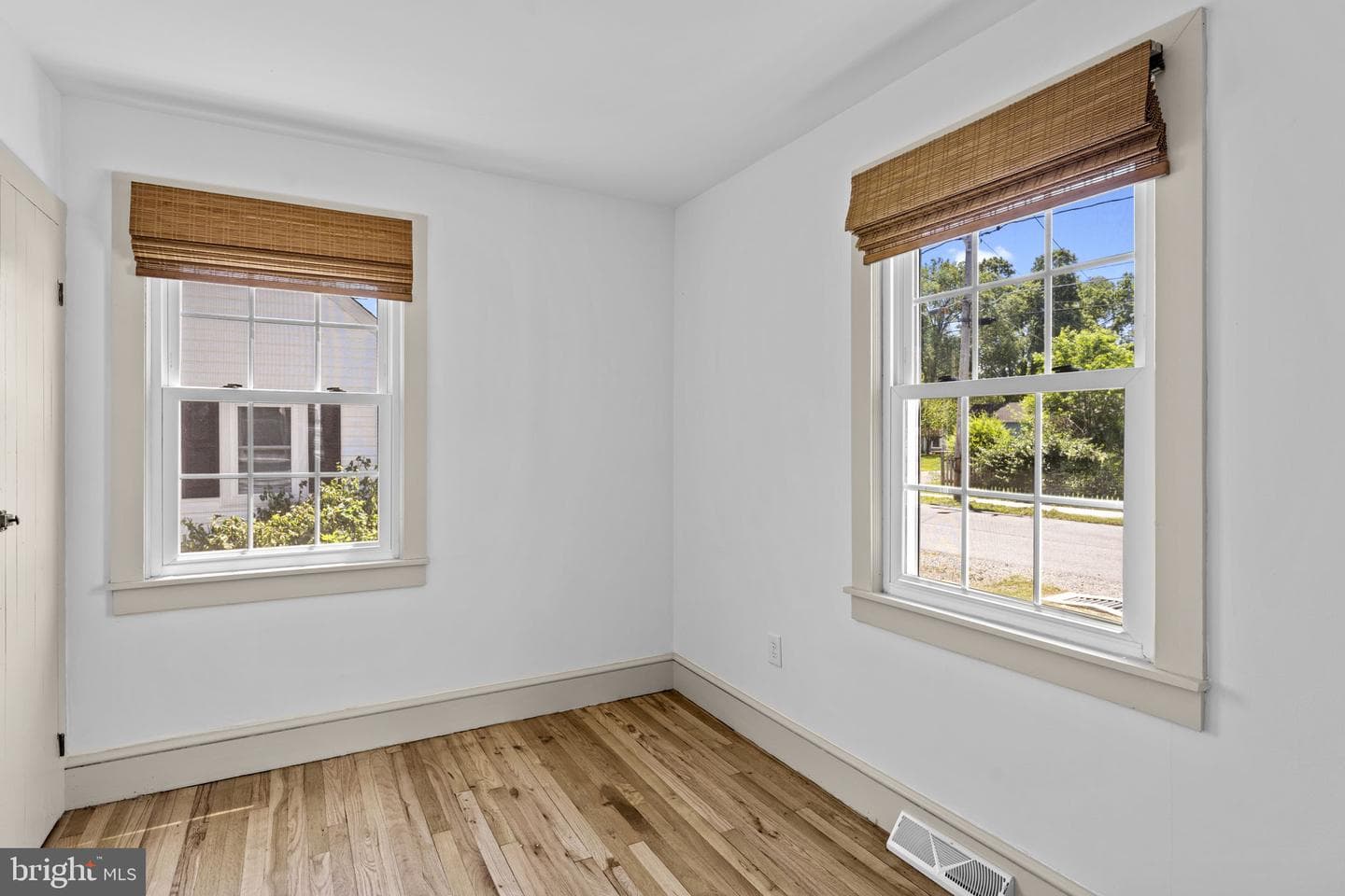 216 Walnut Street photo 18