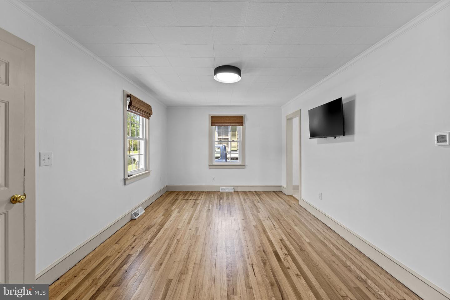 216 Walnut Street photo 5