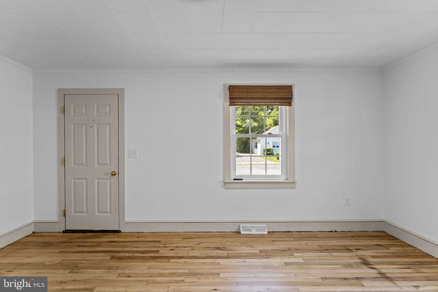 216 Walnut Street photo 7
