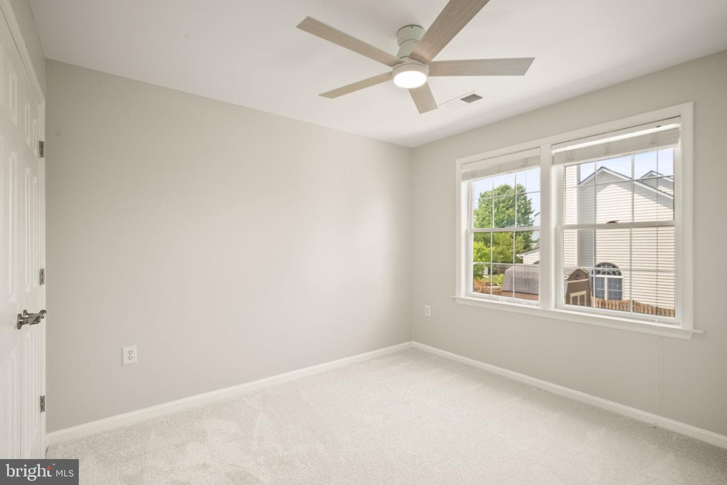522 Mosby Boulevard photo 33