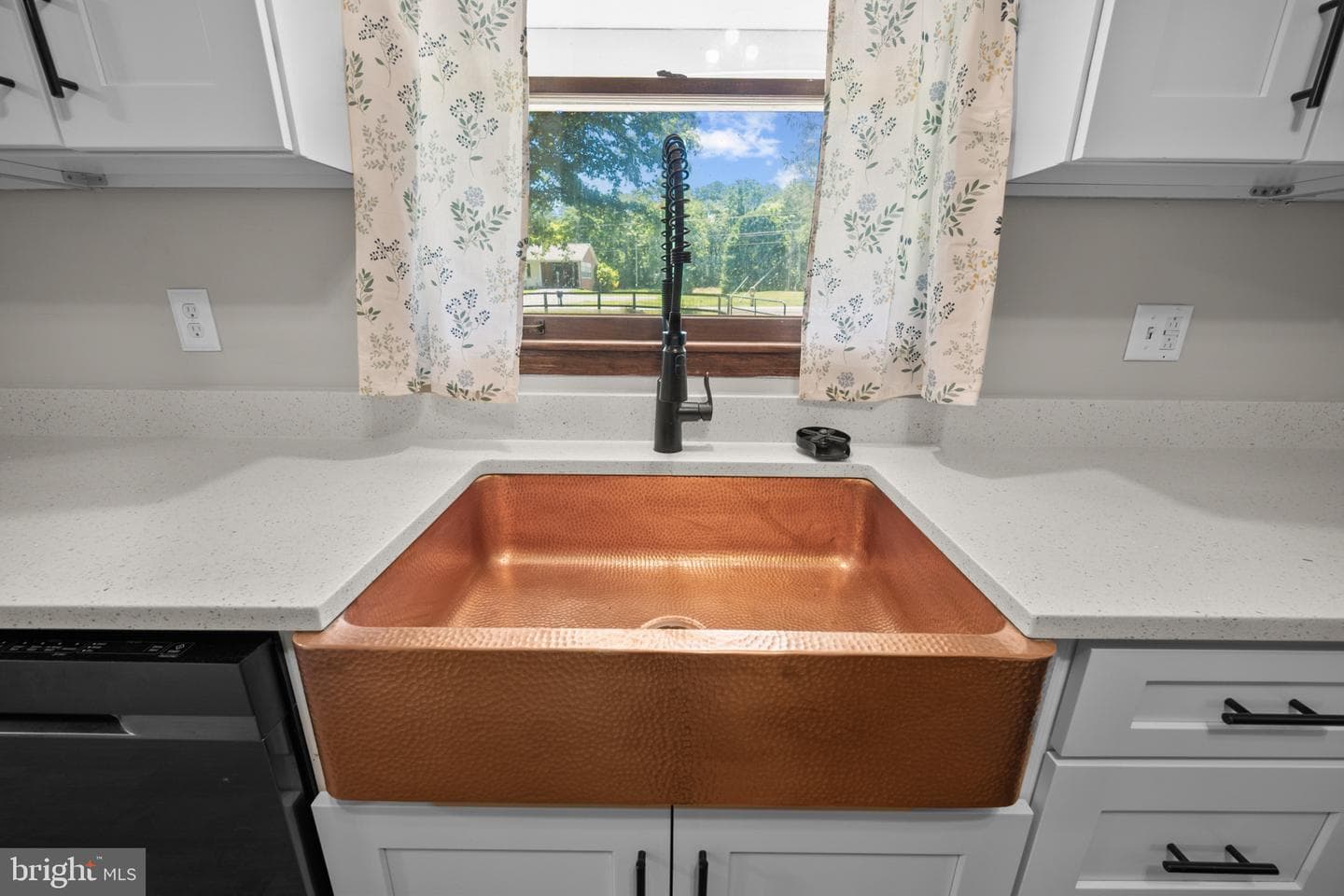 2085 Crums Church Road photo 16