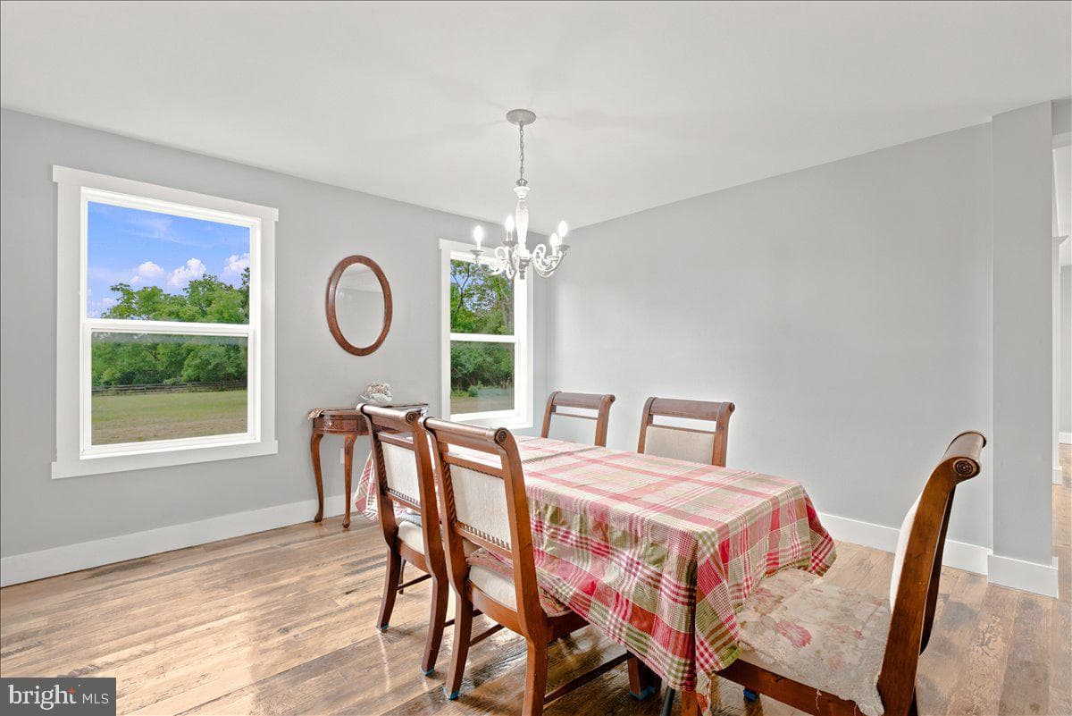 193 Marsh Lane photo 16