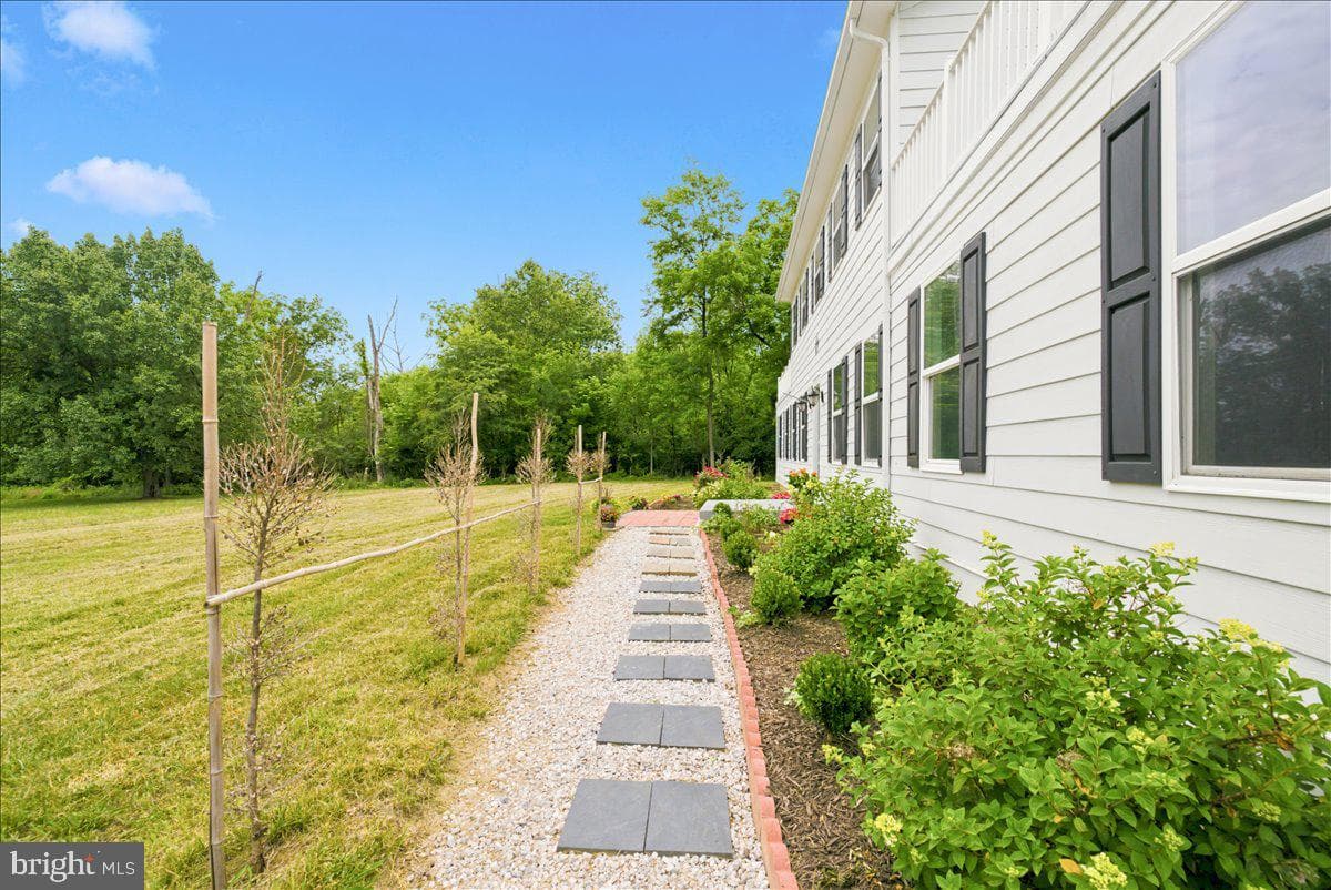 193 Marsh Lane, White Post