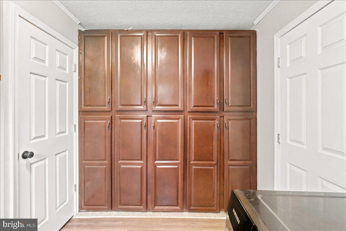 193 Marsh Lane photo 31