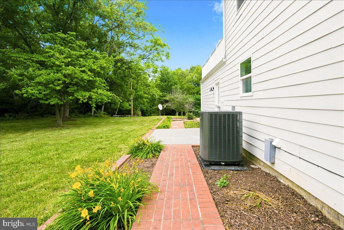 193 Marsh Lane photo 61