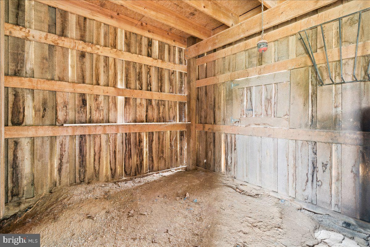 193 Marsh Lane photo 67