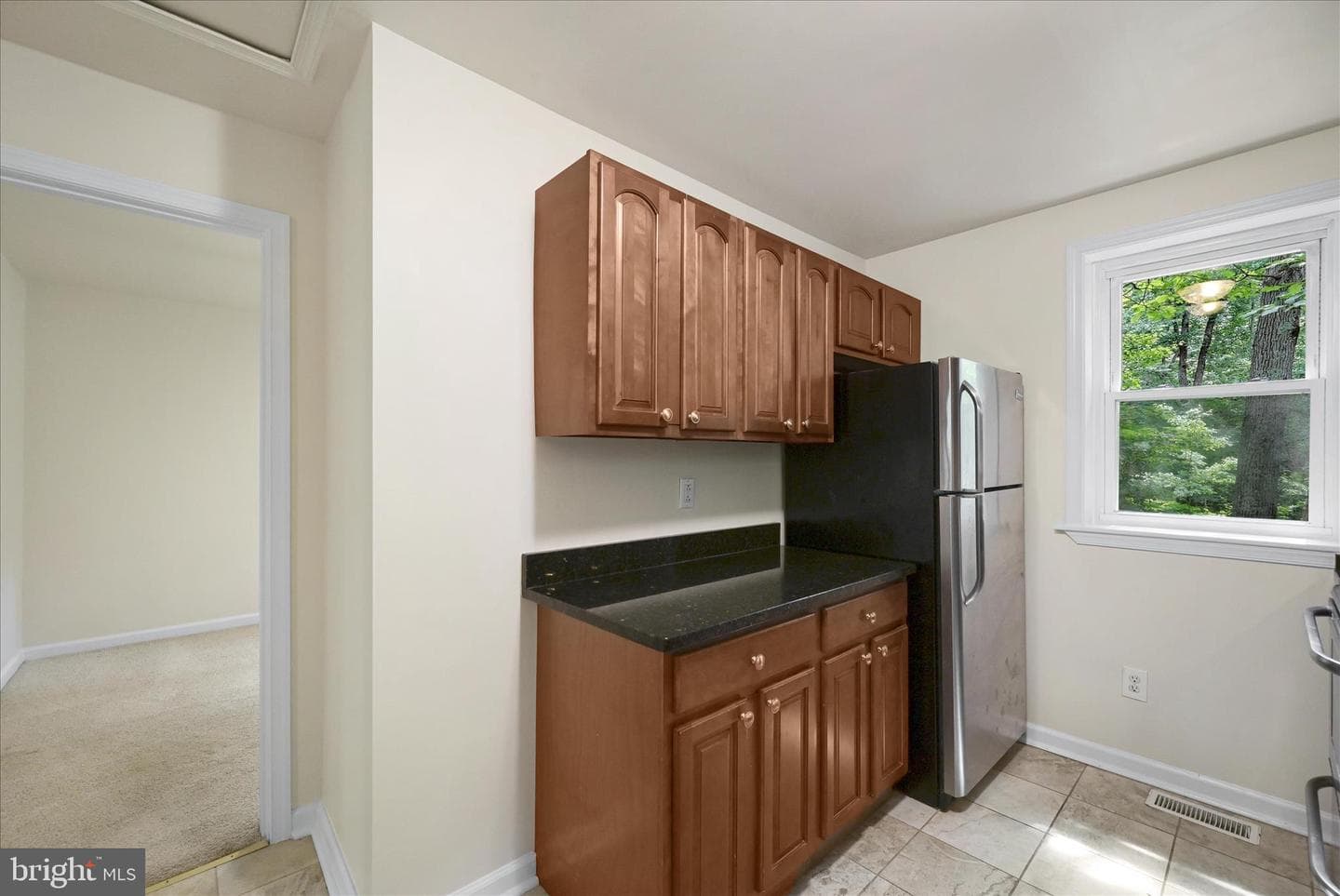 692 Laurel Lane photo 23