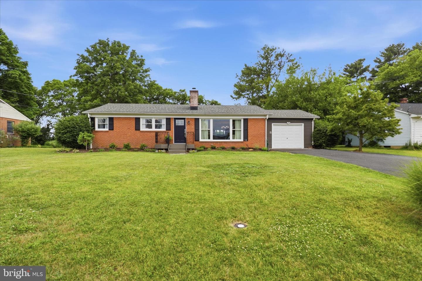 110 Battletown Drive, Berryville