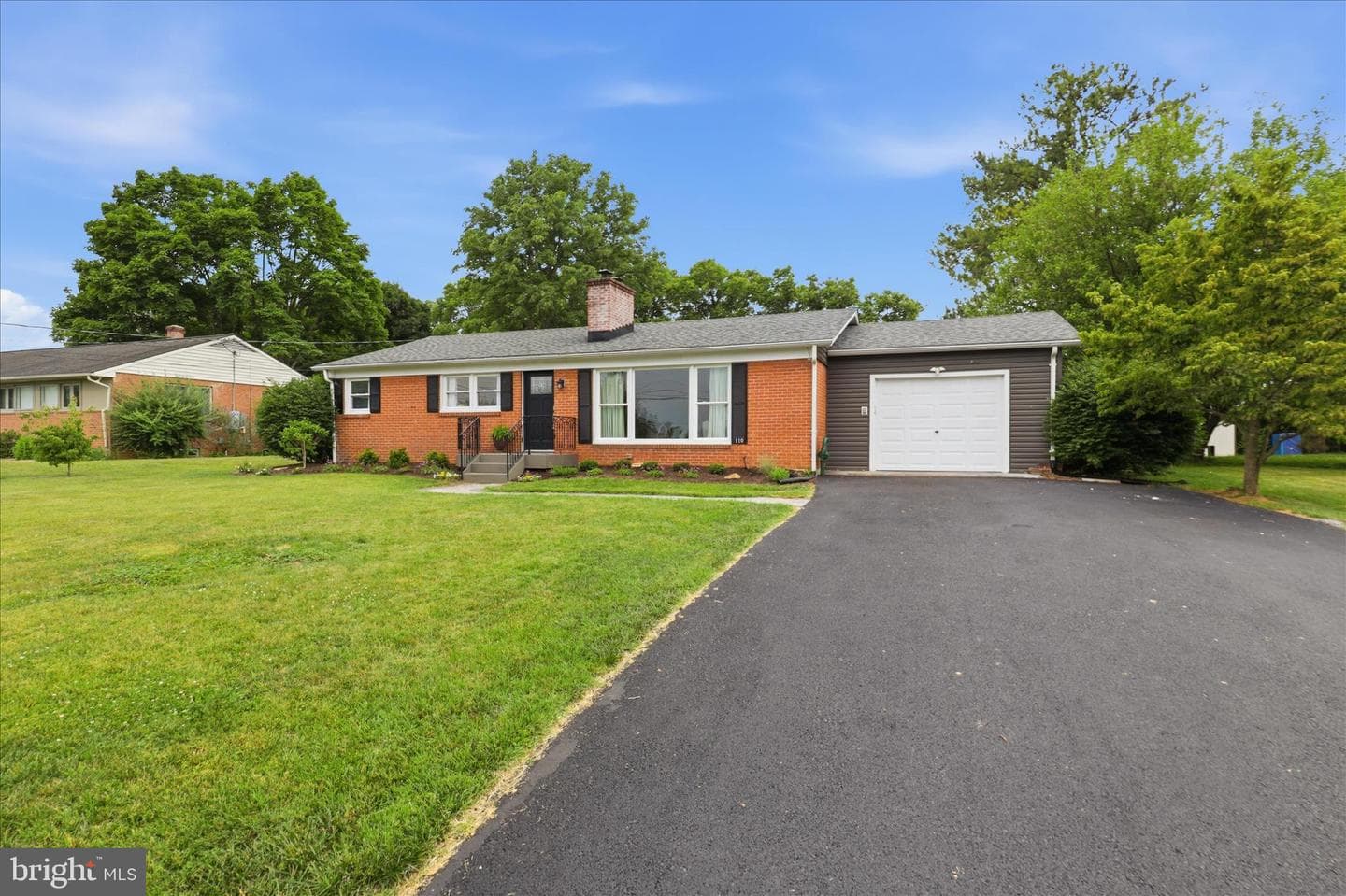 110 Battletown Drive photo 3