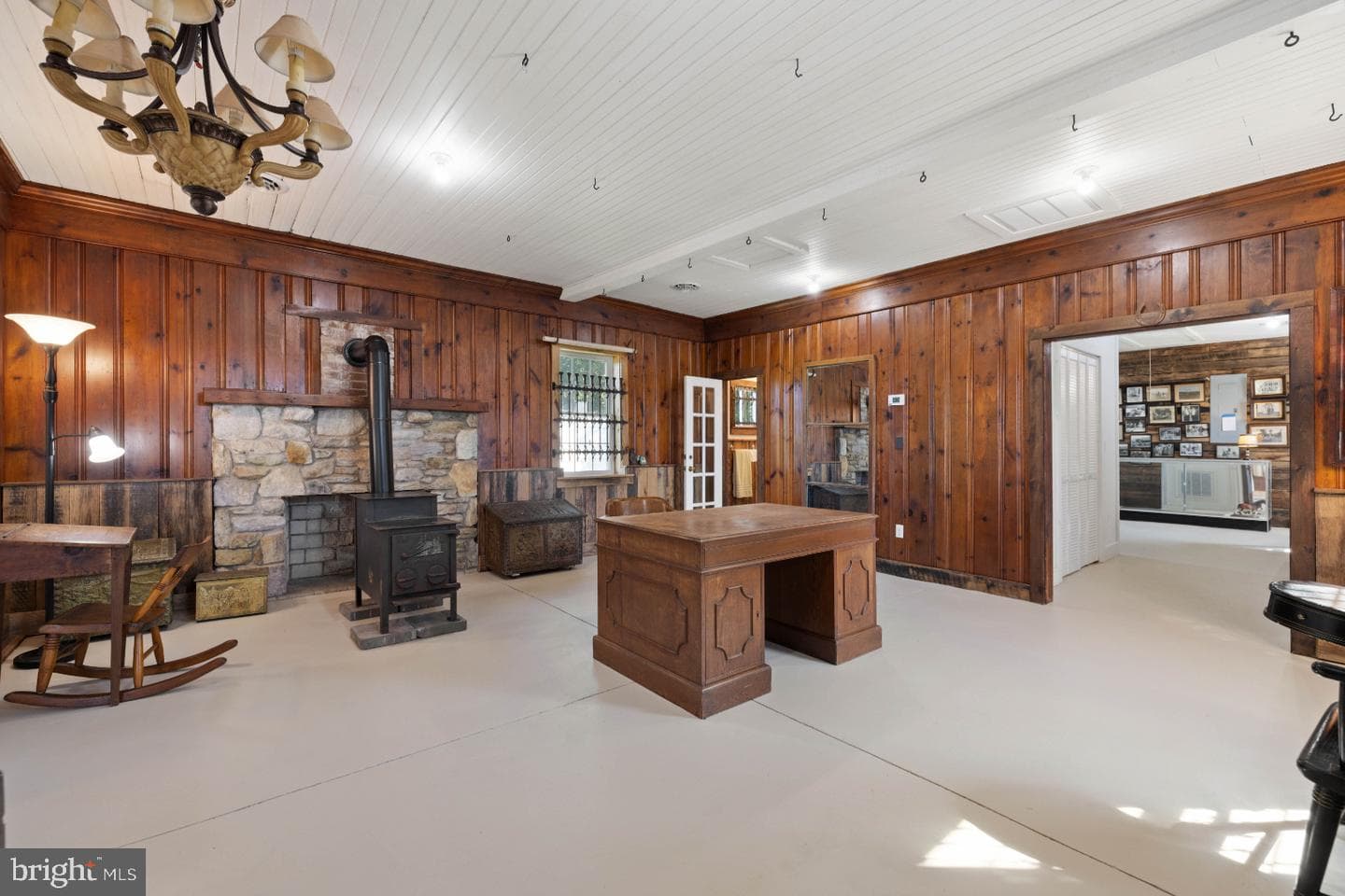 22540 Blue Ridge Mountain Road photo 11