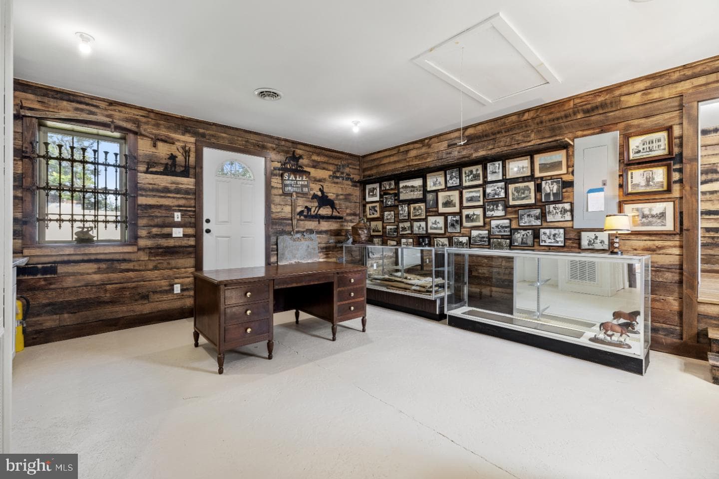 22540 Blue Ridge Mountain Road photo 20