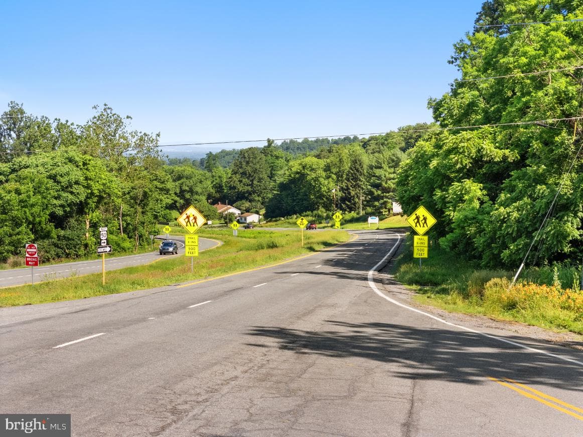 22540 Blue Ridge Mountain Road photo 31