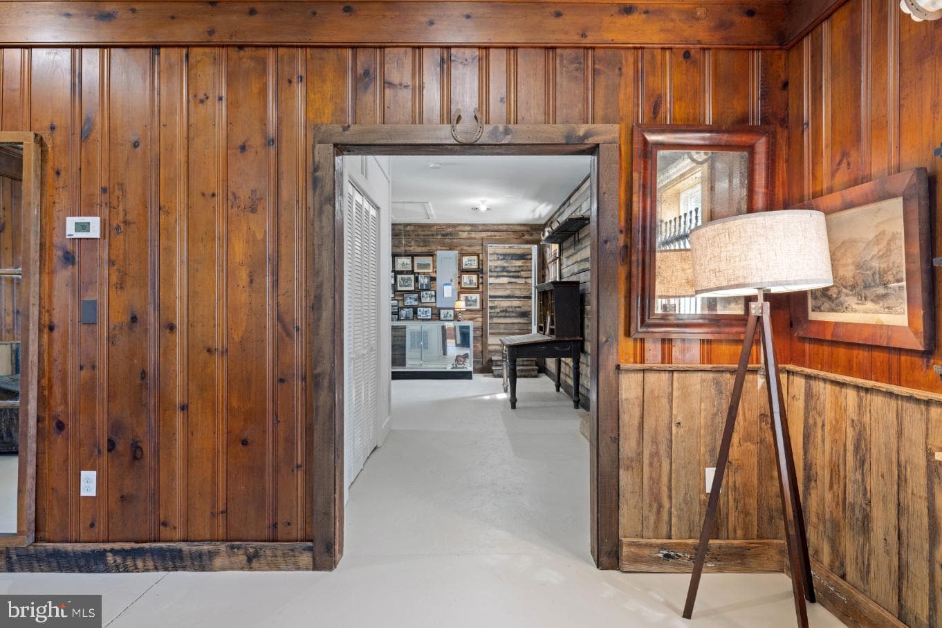 22540 Blue Ridge Mountain Road photo 38