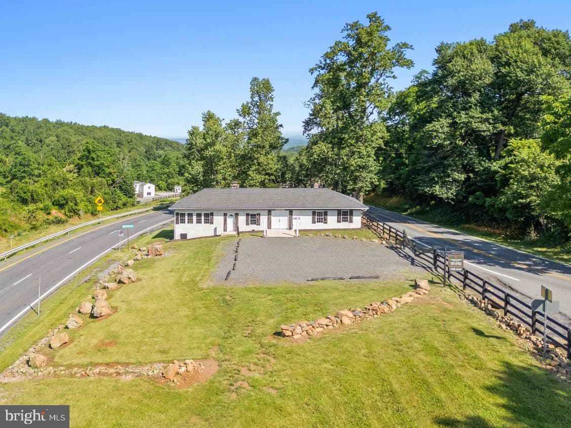 22540 Blue Ridge Mountain Road photo 6