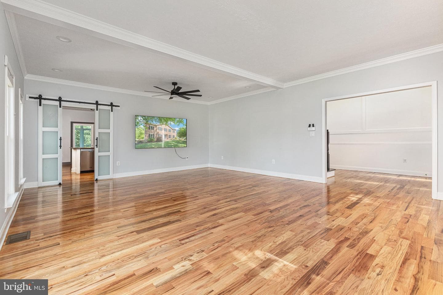 116 Hermitage Boulevard photo 10