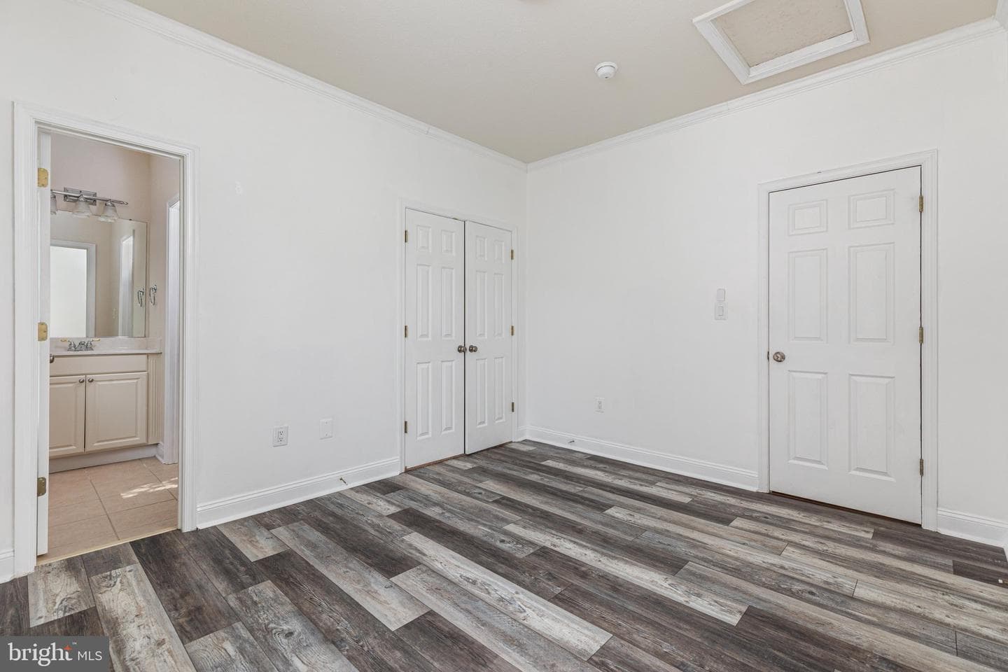 116 Hermitage Boulevard photo 27