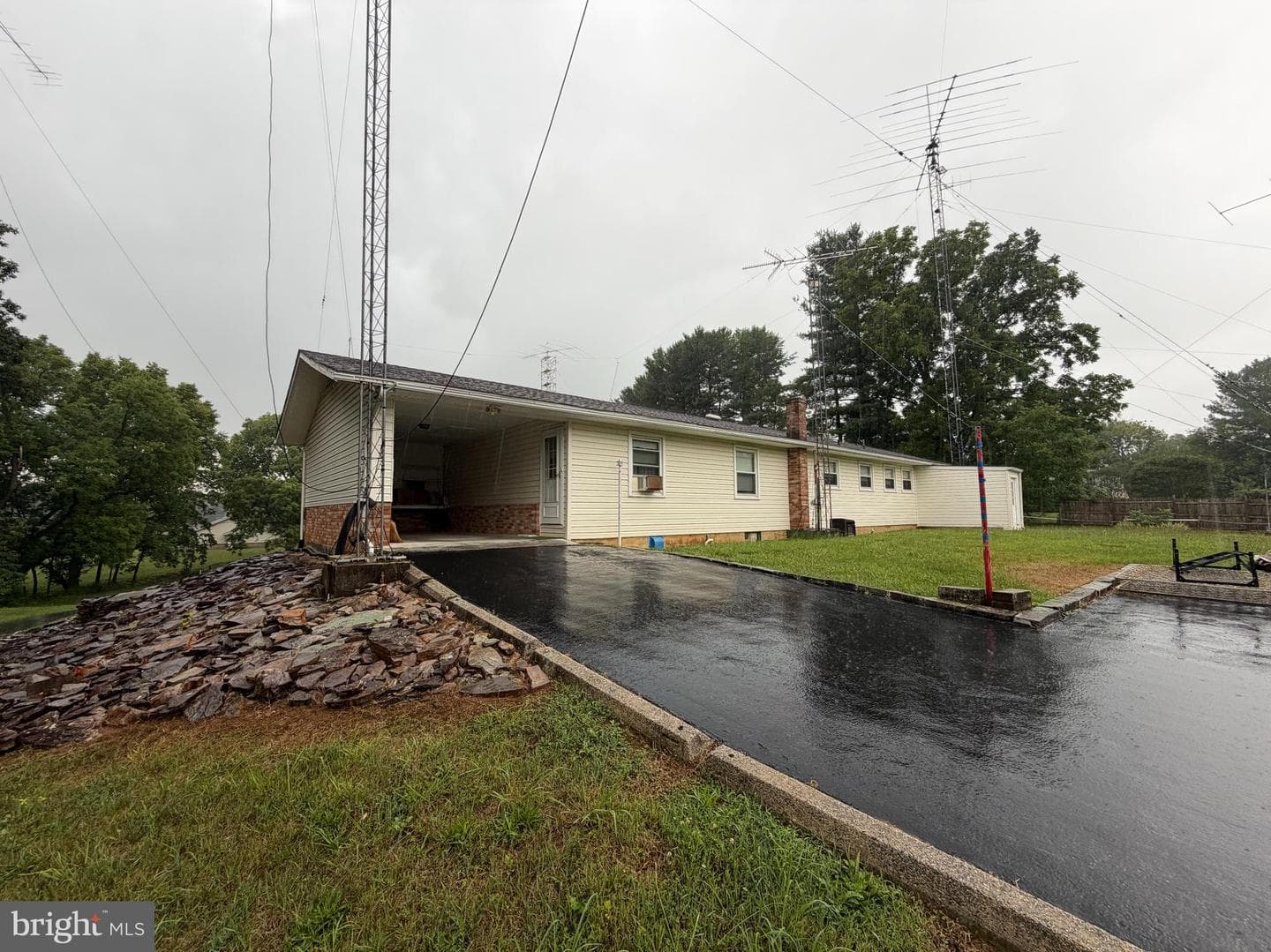 1741 Old Chapel Road photo 2