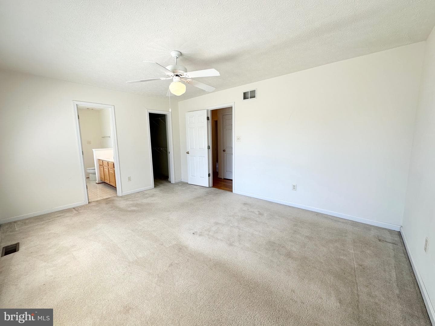 200 Jackson Drive photo 24