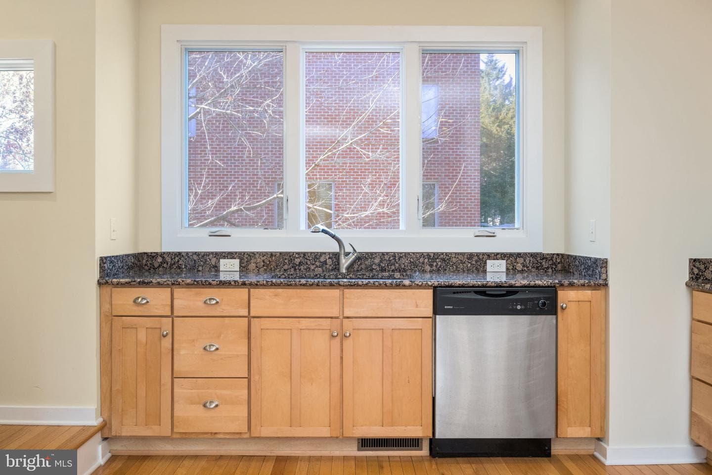 1013 Linden Ave #h photo 8