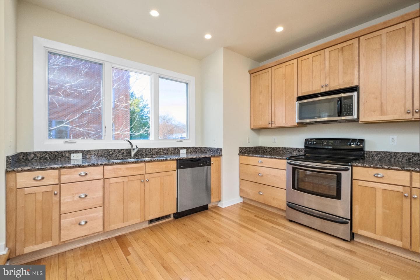 1013 Linden Ave #h photo 9