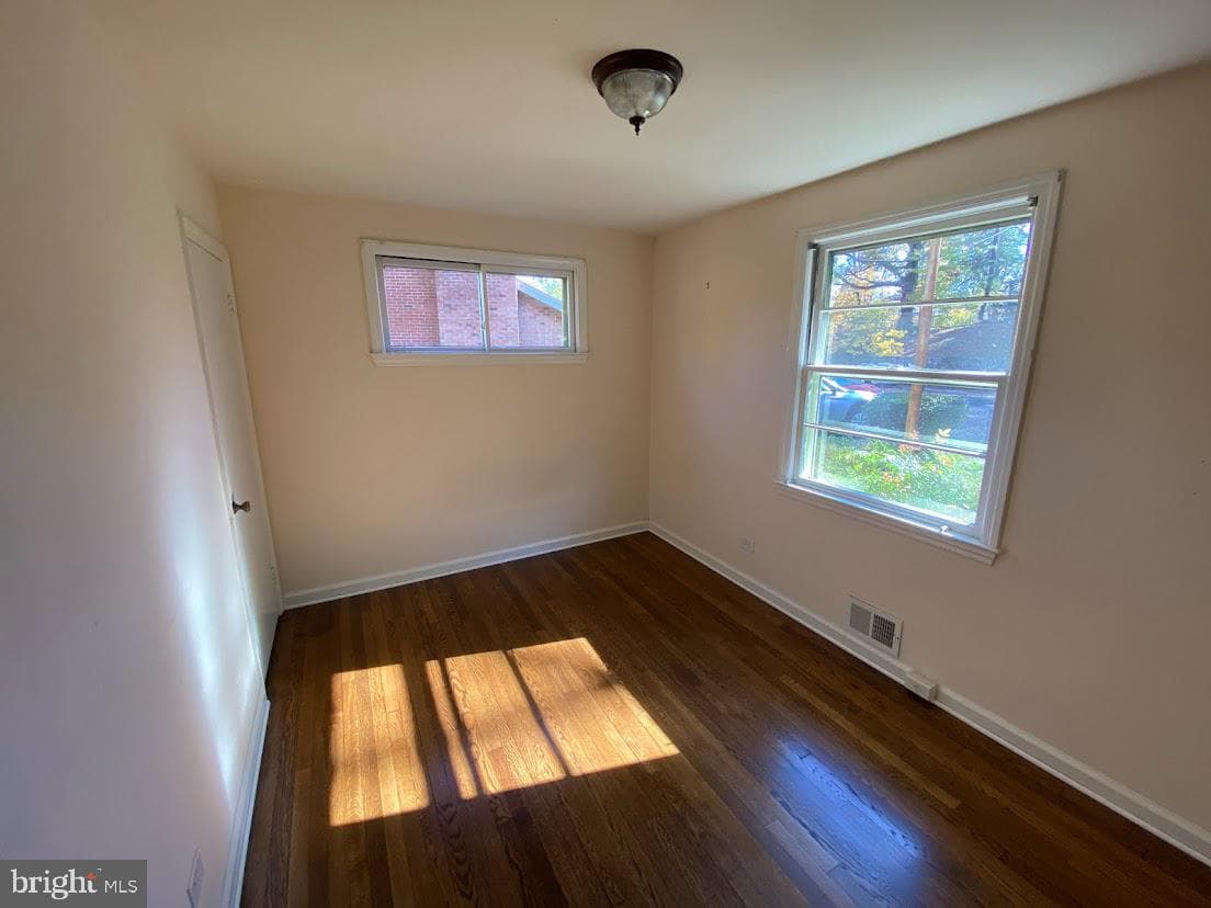 2308 Crestmont Avenue photo 13