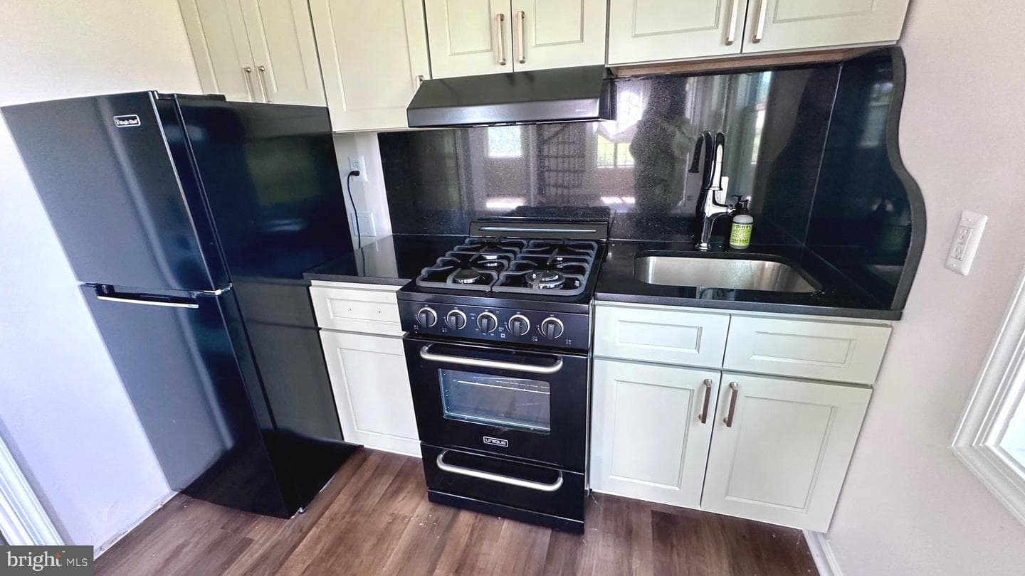 148 Robin Road photo 13