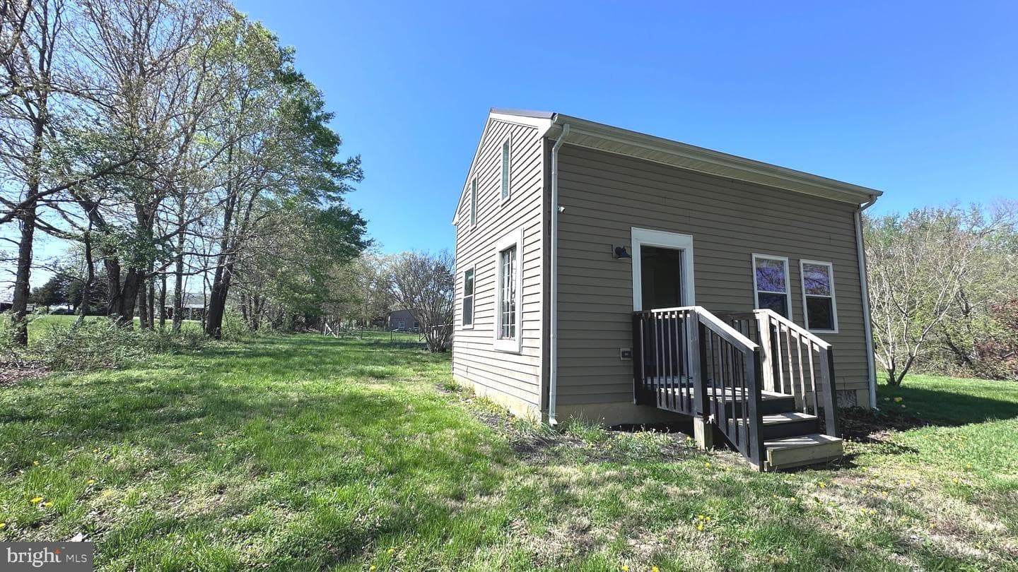 148 Robin Road photo 2