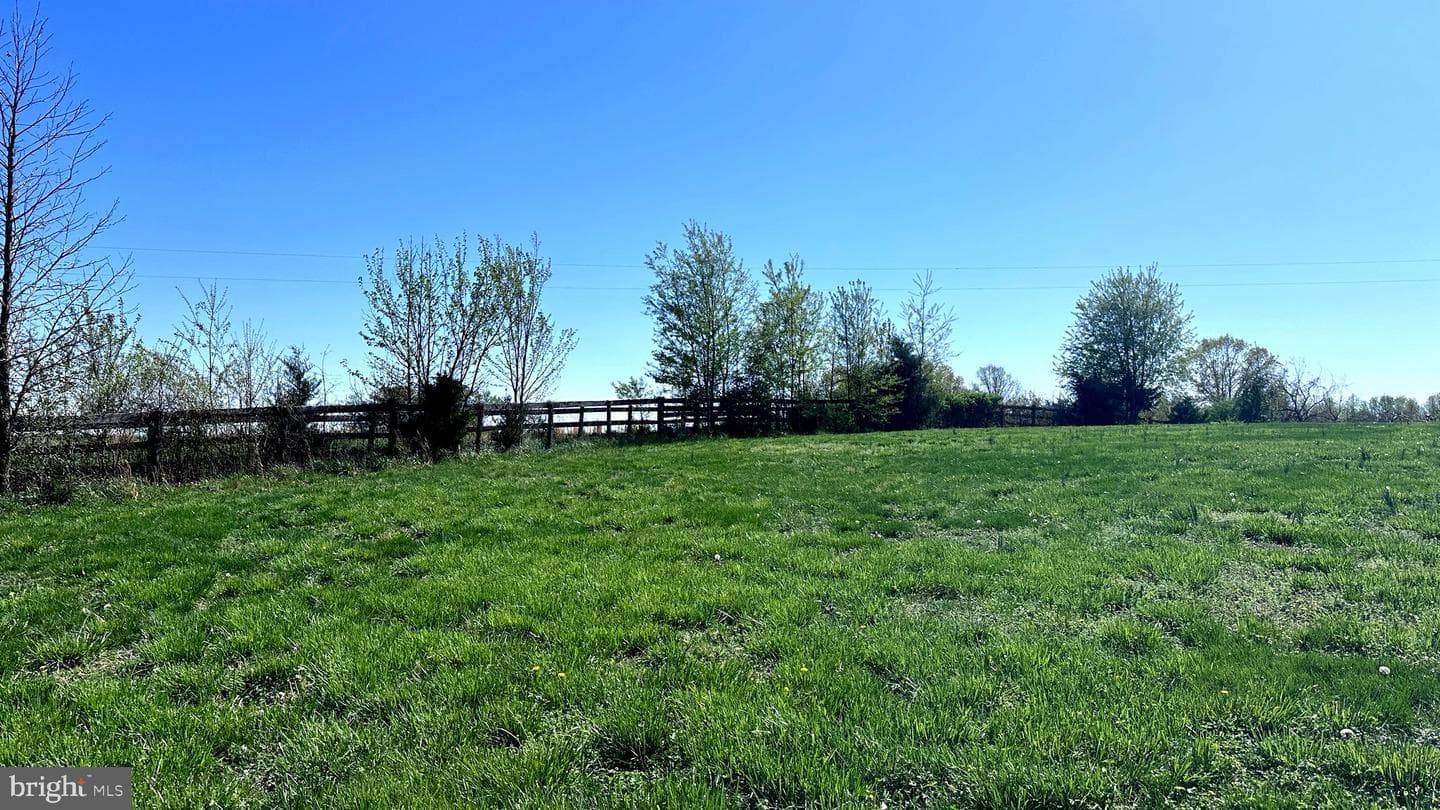 148 Robin Road photo 42