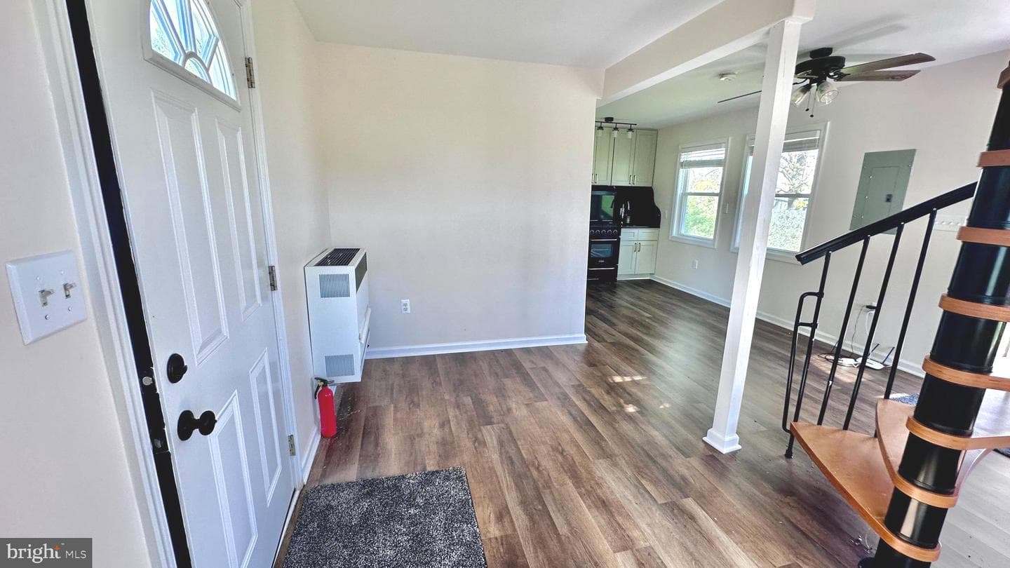 148 Robin Road photo 9