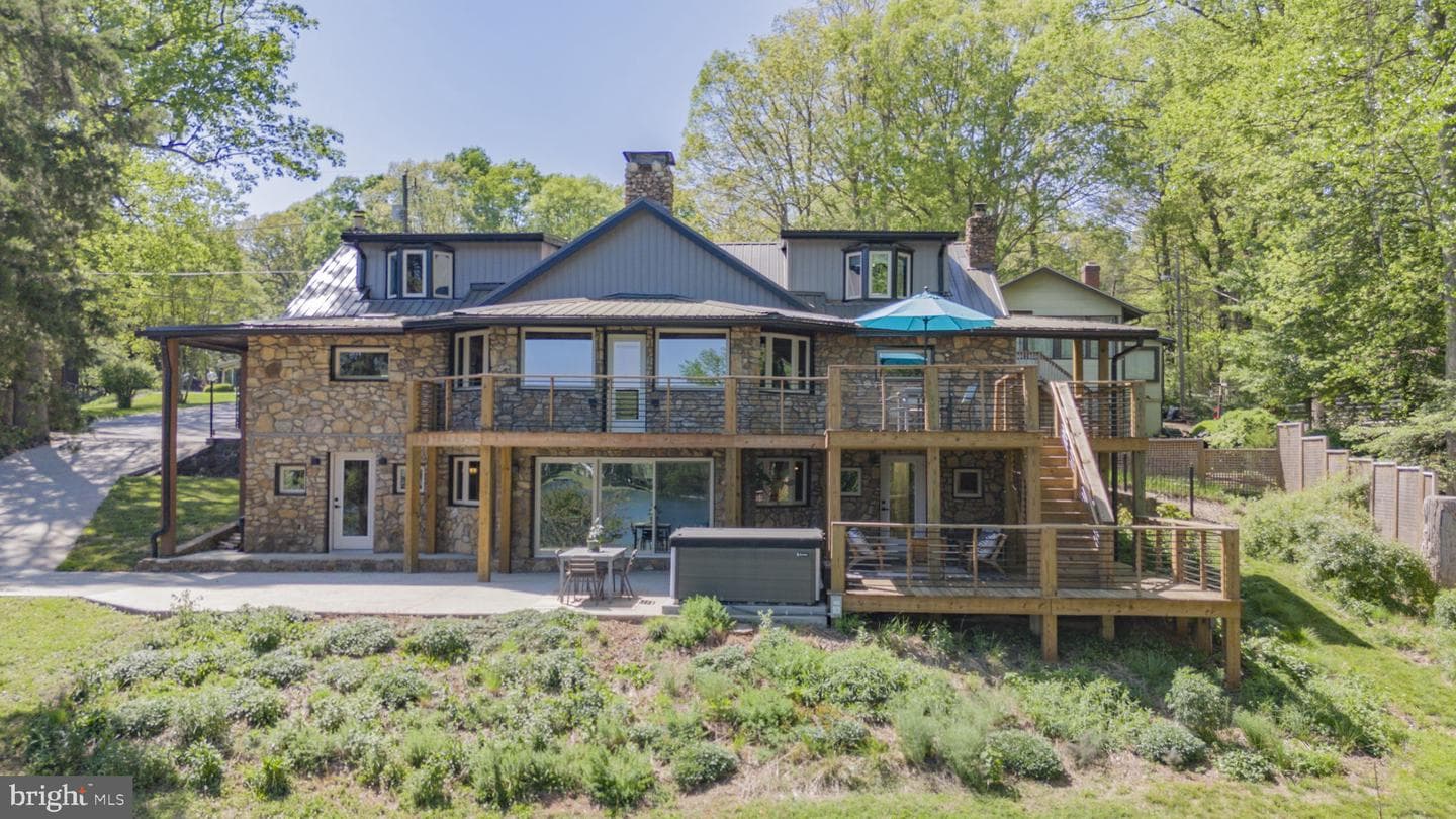 2206 Timberlake Dr. photo 8