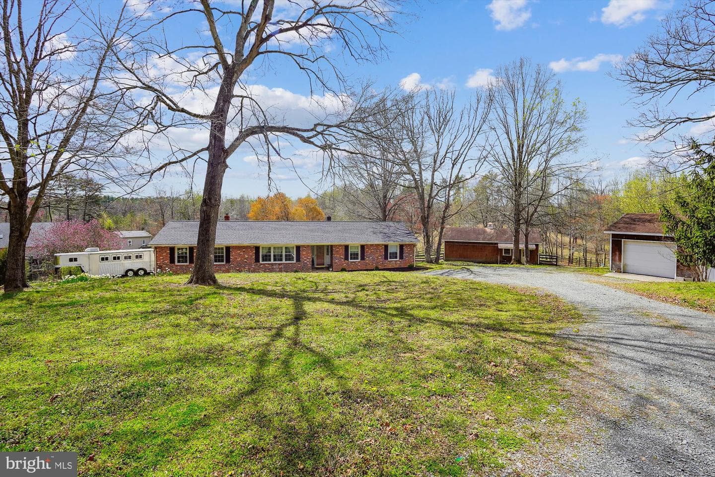 1022 Shetley Road photo 3