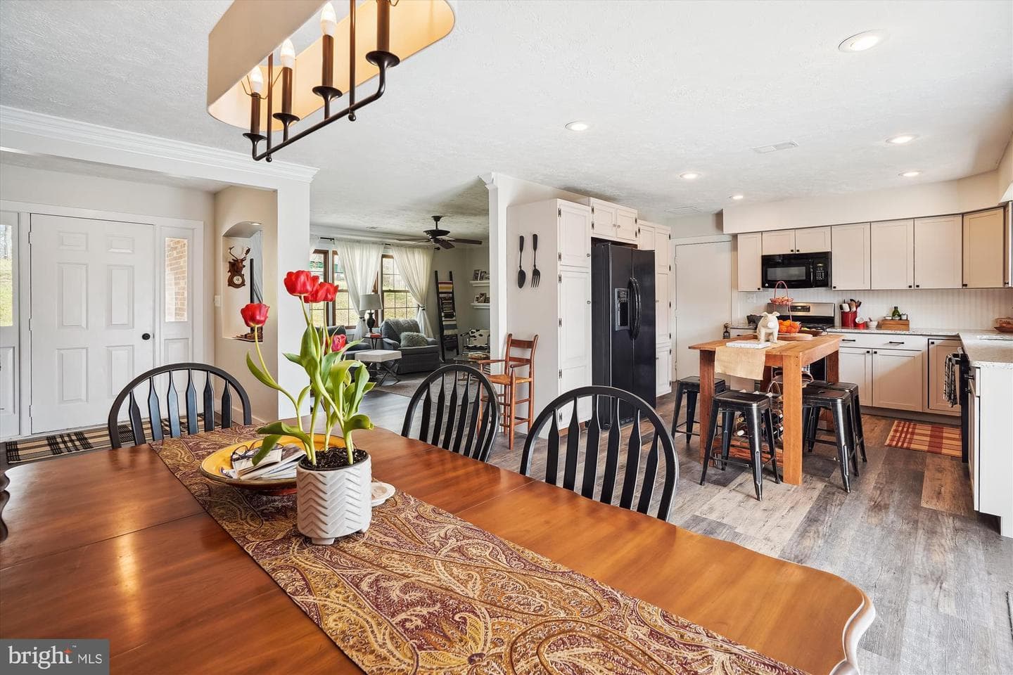1022 Shetley Road photo 4